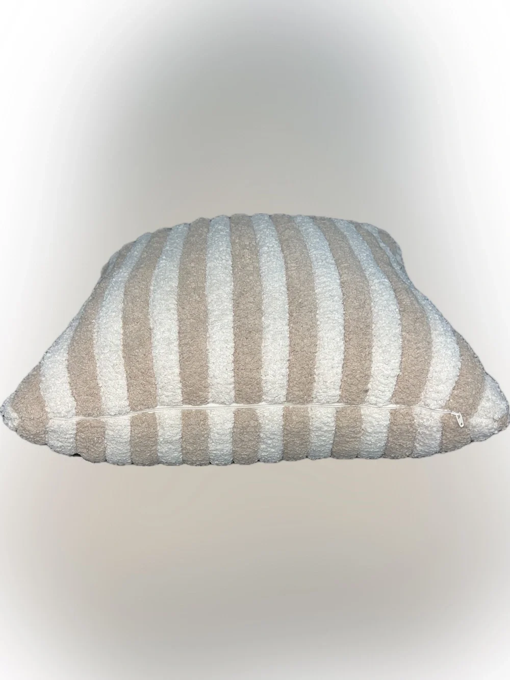Sunday Citizen 2-tone ribbed pillow in biscotti/sahara/20” x 20”-NWT